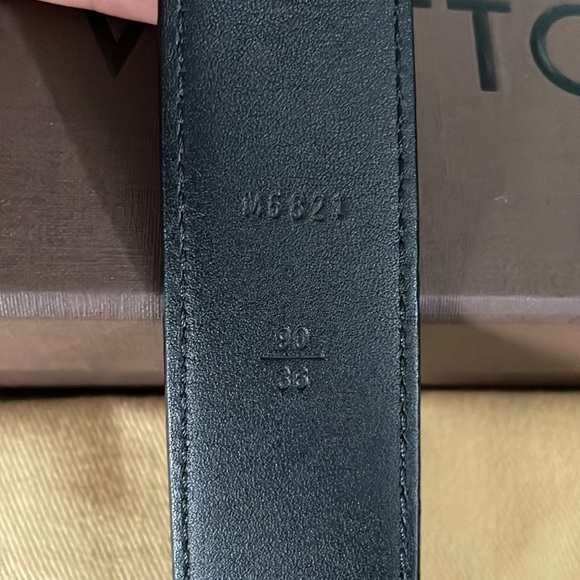 Louis Vuitton Graphite belt bag - Picture 3 of 16